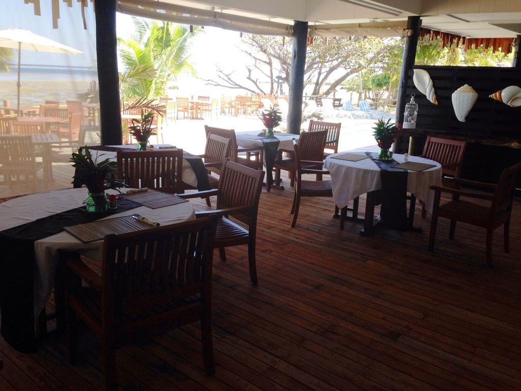 Funky Fish Beach & Surf Resort Solevu Εξωτερικό φωτογραφία