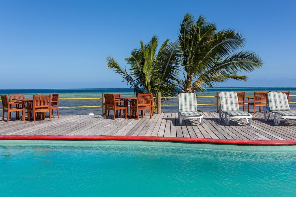 Funky Fish Beach & Surf Resort Solevu Εξωτερικό φωτογραφία