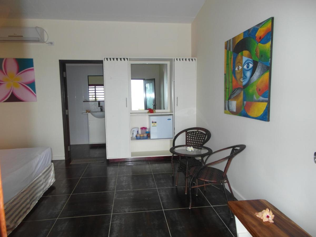 Funky Fish Beach & Surf Resort Solevu Εξωτερικό φωτογραφία